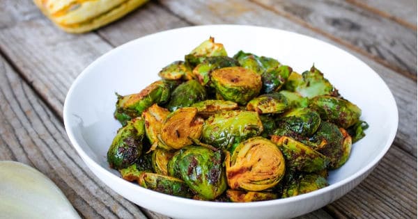 Smoky Vegan Brussels Sprouts: Quick Thanksgiving Side